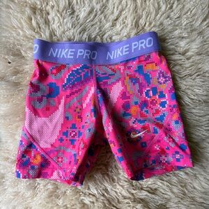 Nike Pro Girls Printed Shorts Hyper Pink Space Girls M